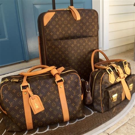 louis vuitton mens luggage